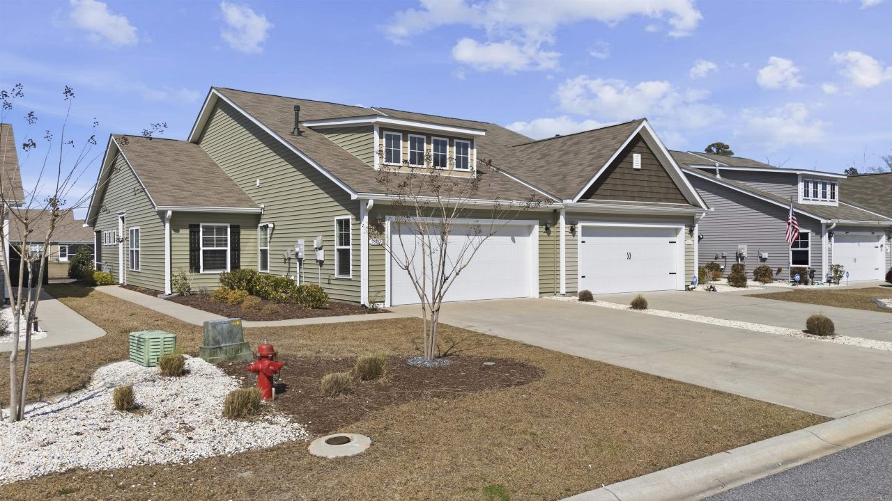 1807 Berkley Village Loop Photo 1