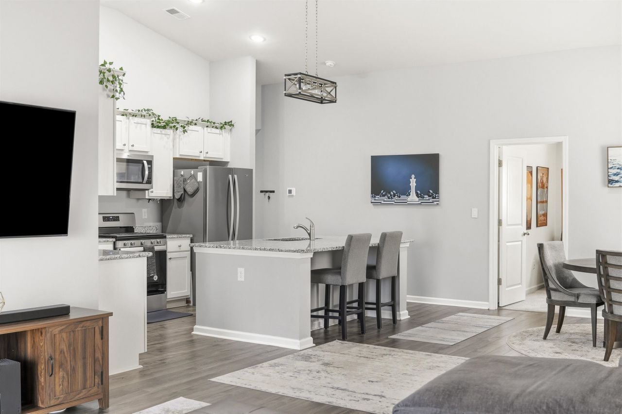 1807 Berkley Village Loop Photo 13