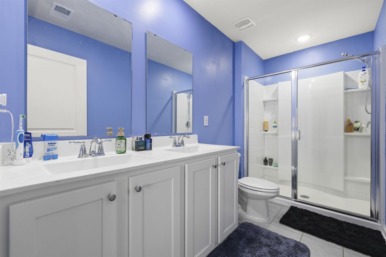 1807 Berkley Village Loop Photo 19