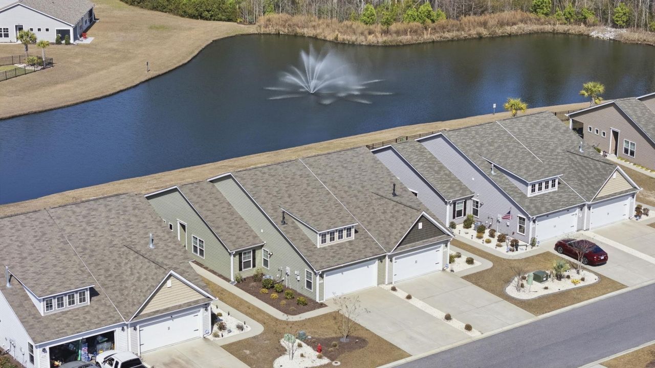 1807 Berkley Village Loop Photo 32