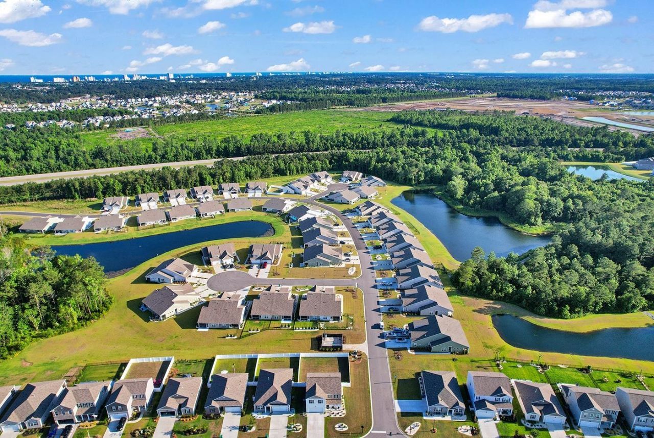 1807 Berkley Village Loop Photo 35