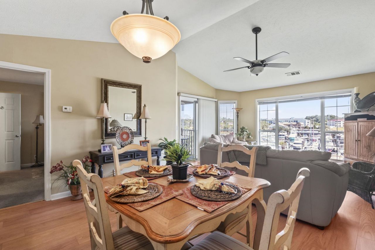 4633 Lightkeepers Way Photo 21