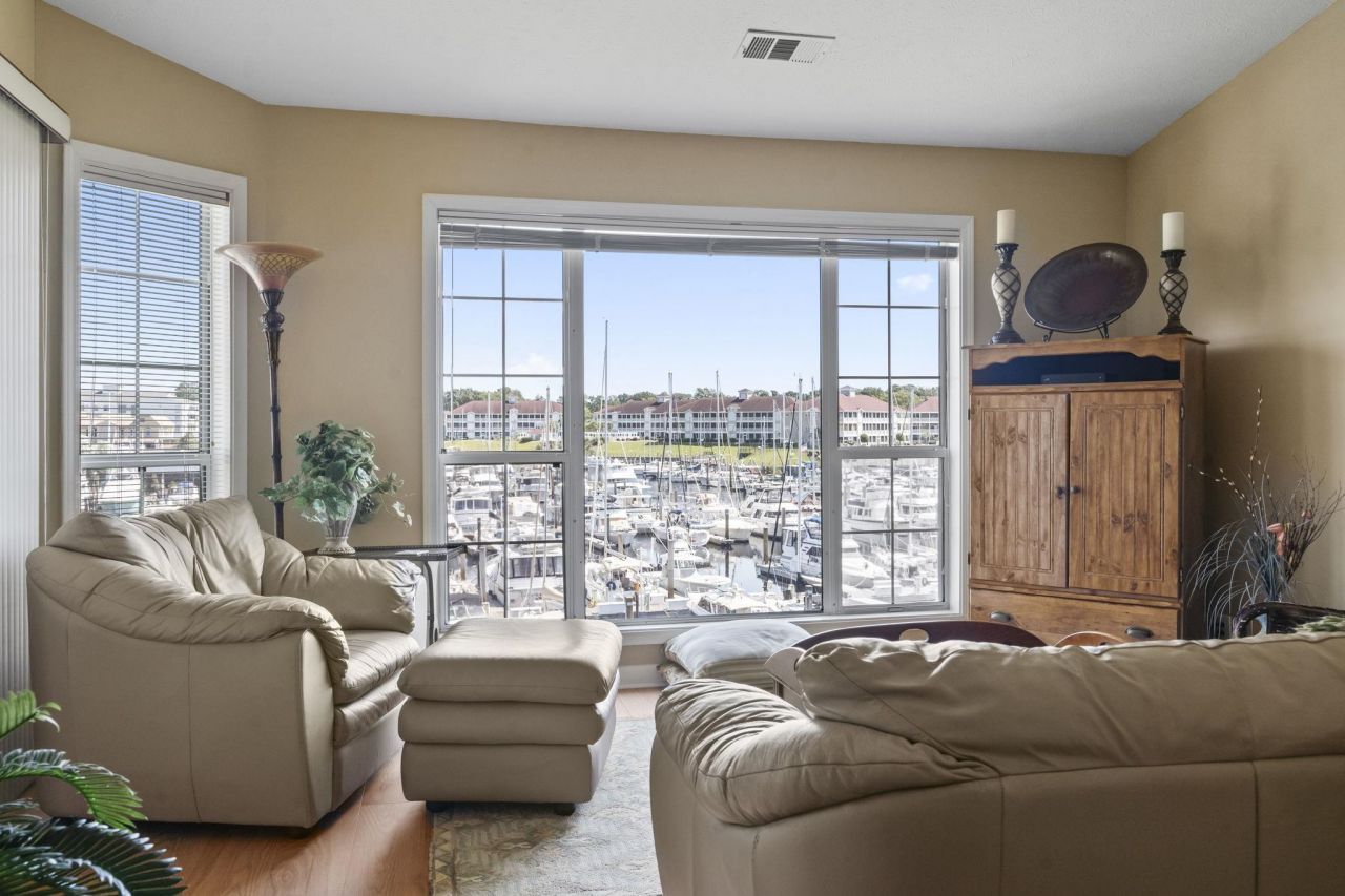 4633 Lightkeepers Way Photo 27