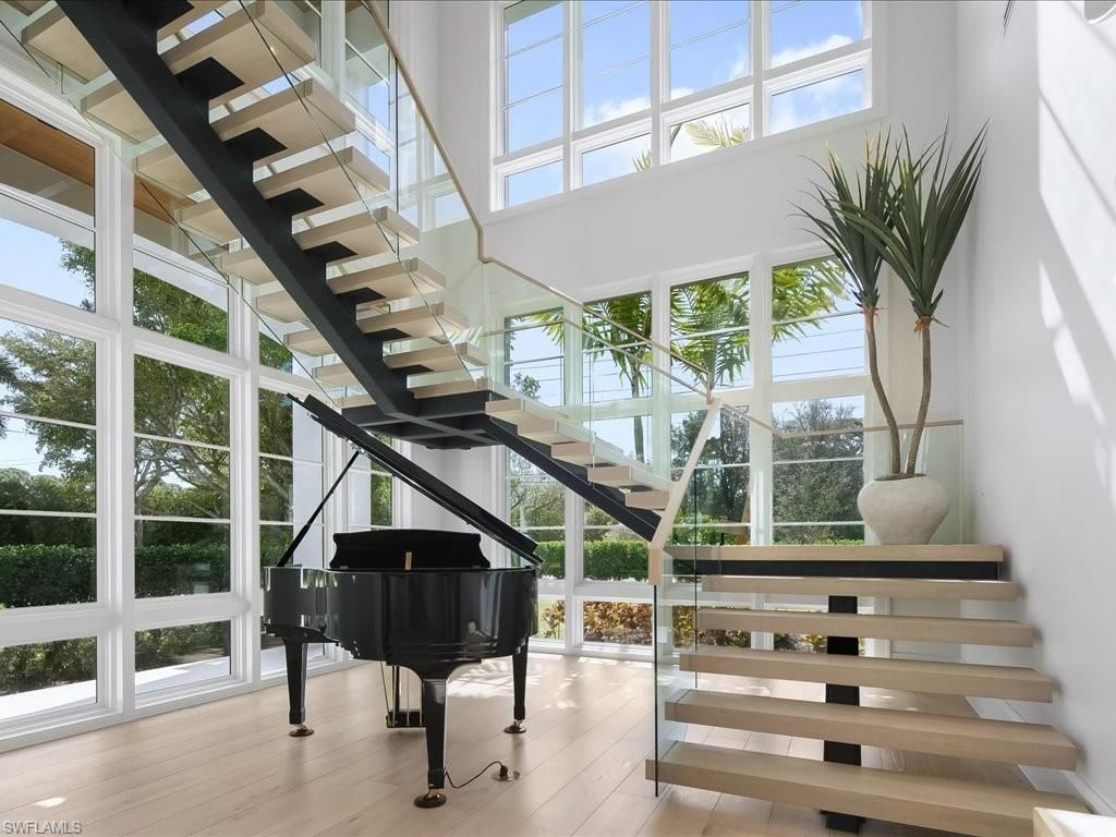 117 West St , Naples, FL 34108 Photo