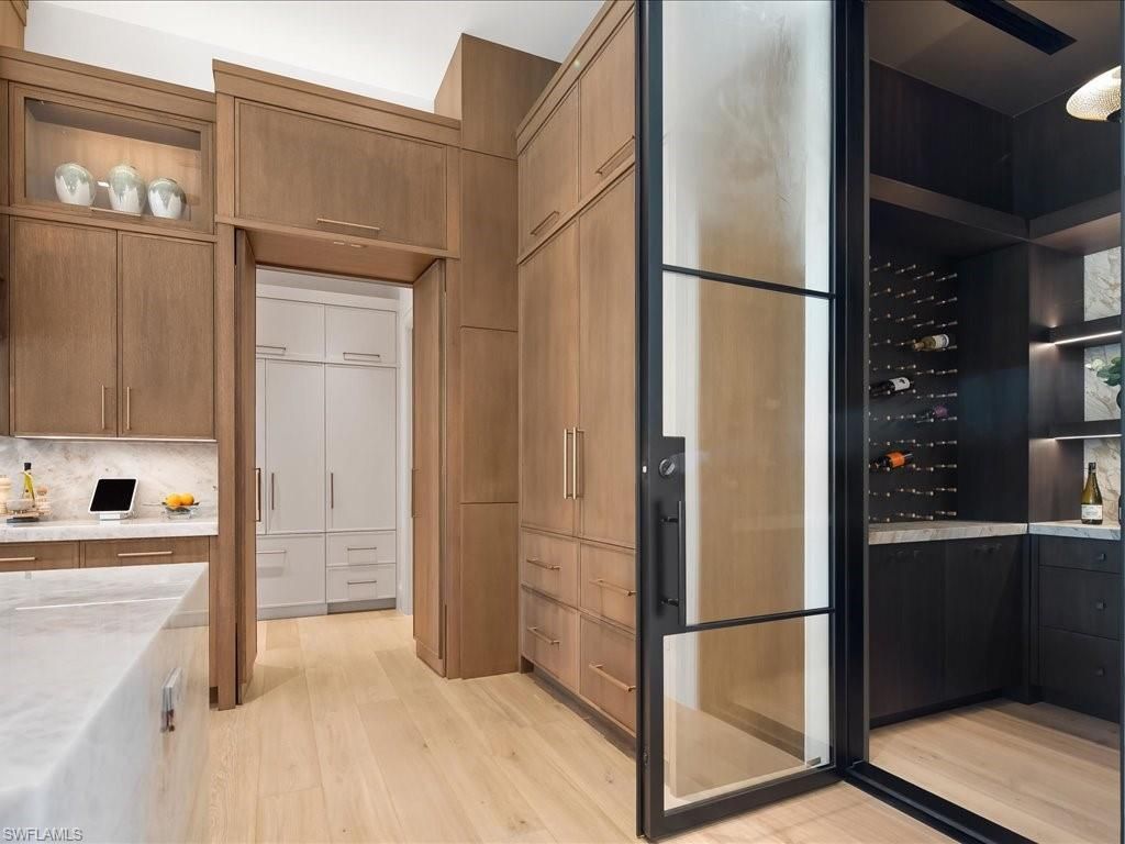 117 West St , Naples, FL 34108 Photo