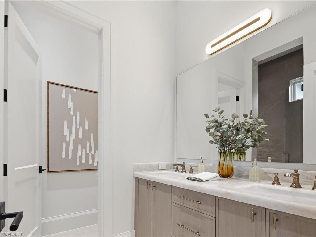 117 West St , Naples, FL 34108 Photo