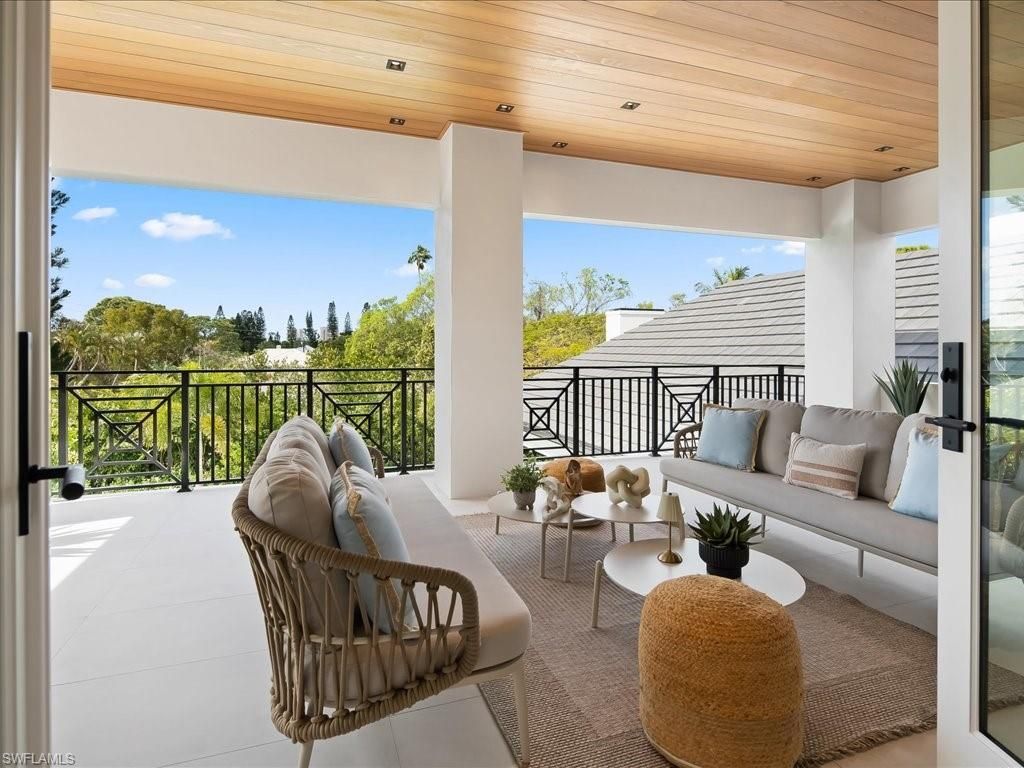 117 West St , Naples, FL 34108 Photo