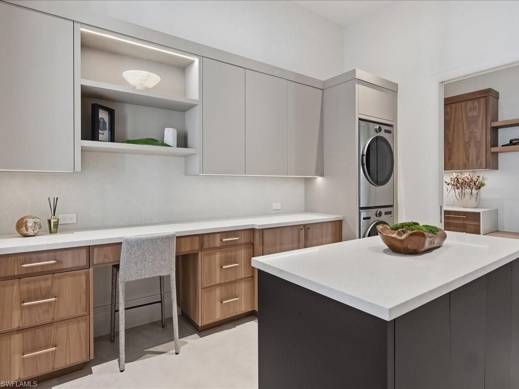 117 West St , Naples, FL 34108 Photo