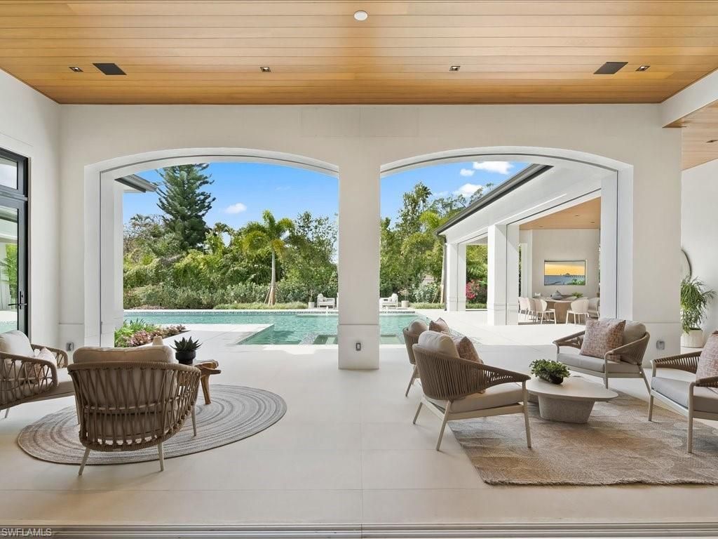 117 West St , Naples, FL 34108 Photo