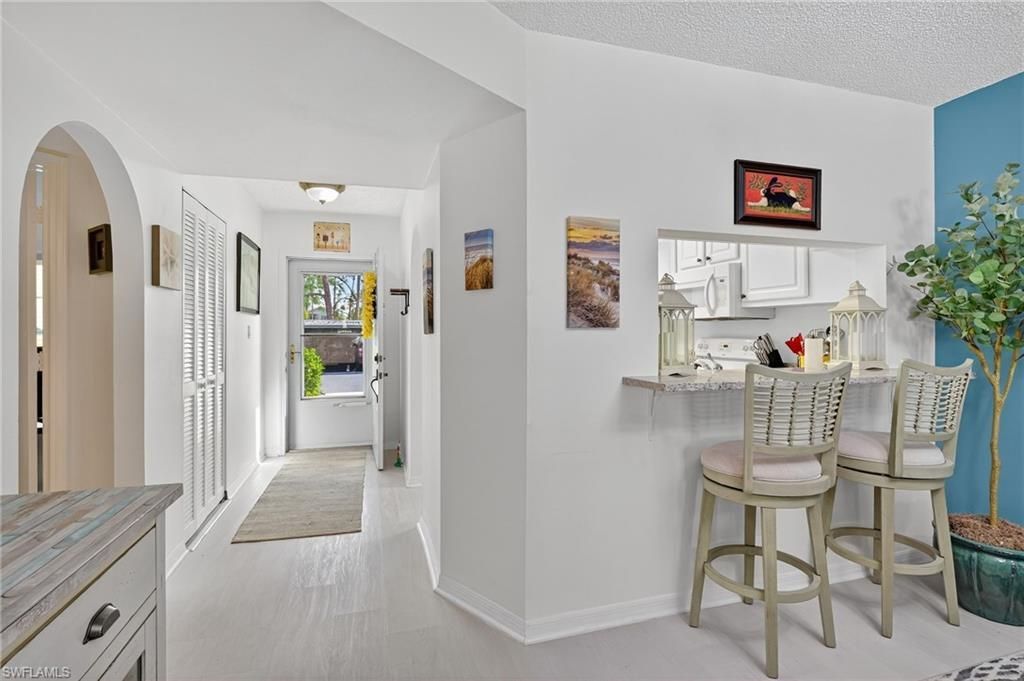 705 Augusta Blvd, Unit 705-4, Naples, FL 34113 Photo