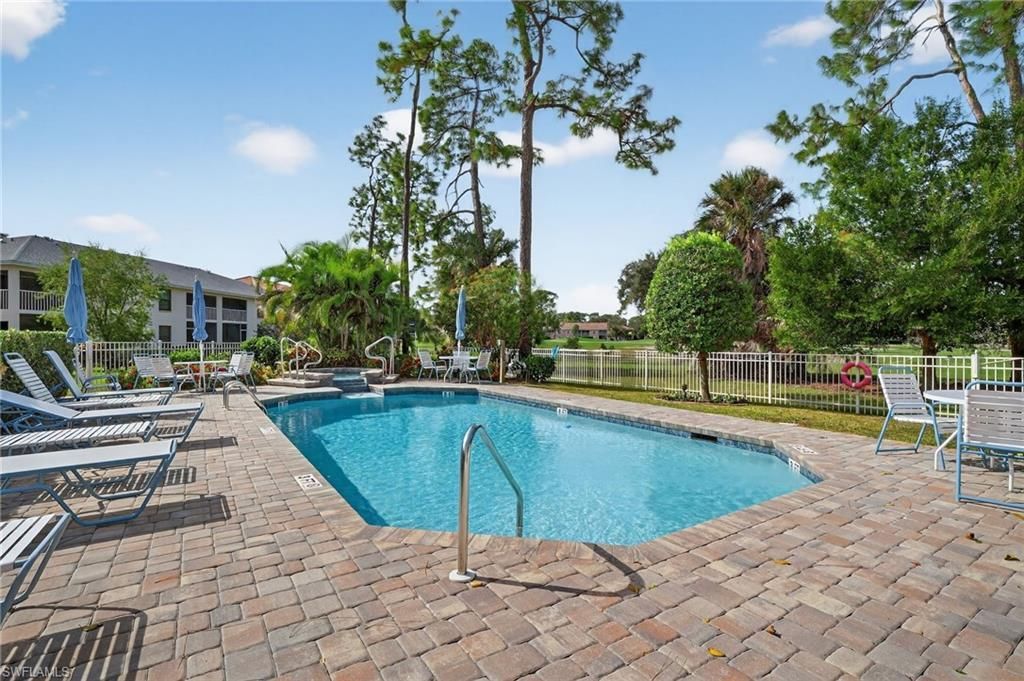 705 Augusta Blvd, Unit 705-4, Naples, FL 34113 Photo