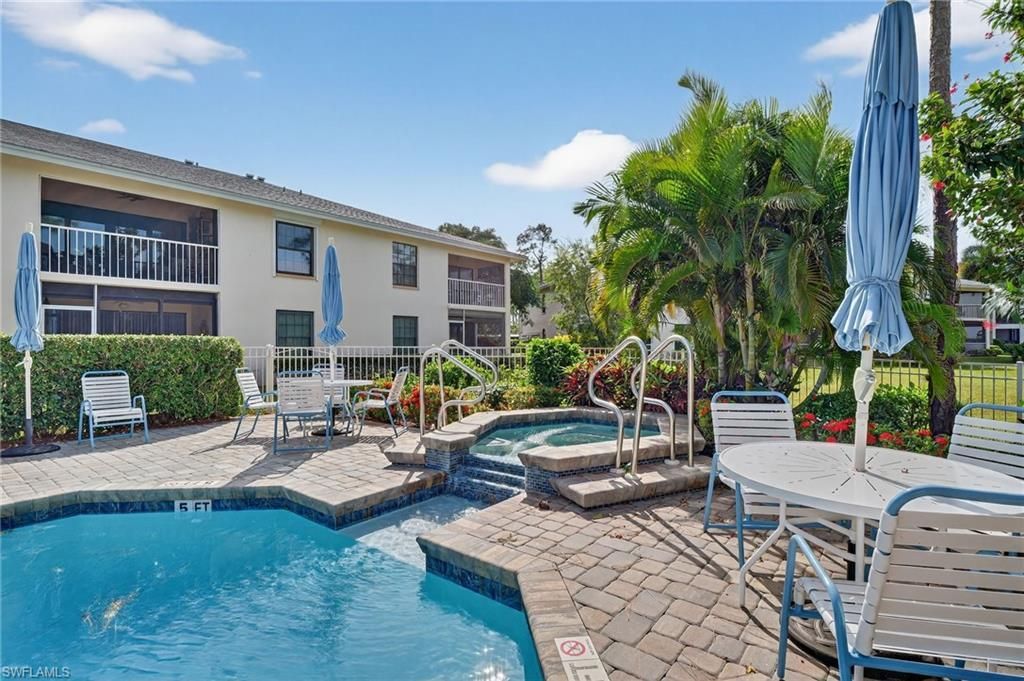 705 Augusta Blvd, Unit 705-4, Naples, FL 34113 Photo