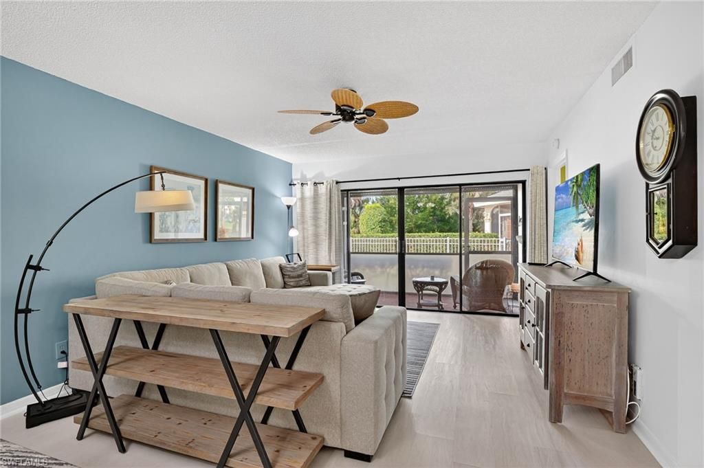705 Augusta Blvd, Unit 705-4, Naples, FL 34113 Photo