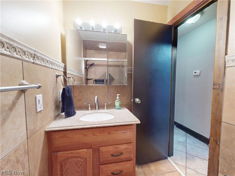 173 Portage Lakes Drive , Akron, OH 44319 Photo 17