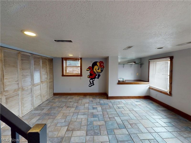 173 Portage Lakes Drive , Akron, OH 44319 Photo 20