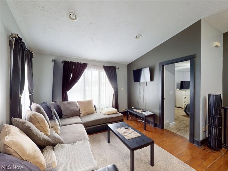 173 Portage Lakes Drive , Akron, OH 44319 Photo 6