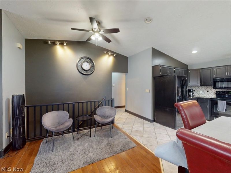 173 Portage Lakes Drive , Akron, OH 44319 Photo 8