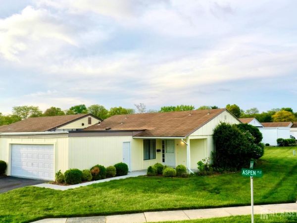 9-c Aspen Plaza , Monroe Township, NJ 08831