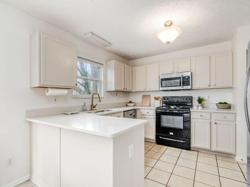 2314 Brisum Way , Hilliard, OH 43026 Photo 6