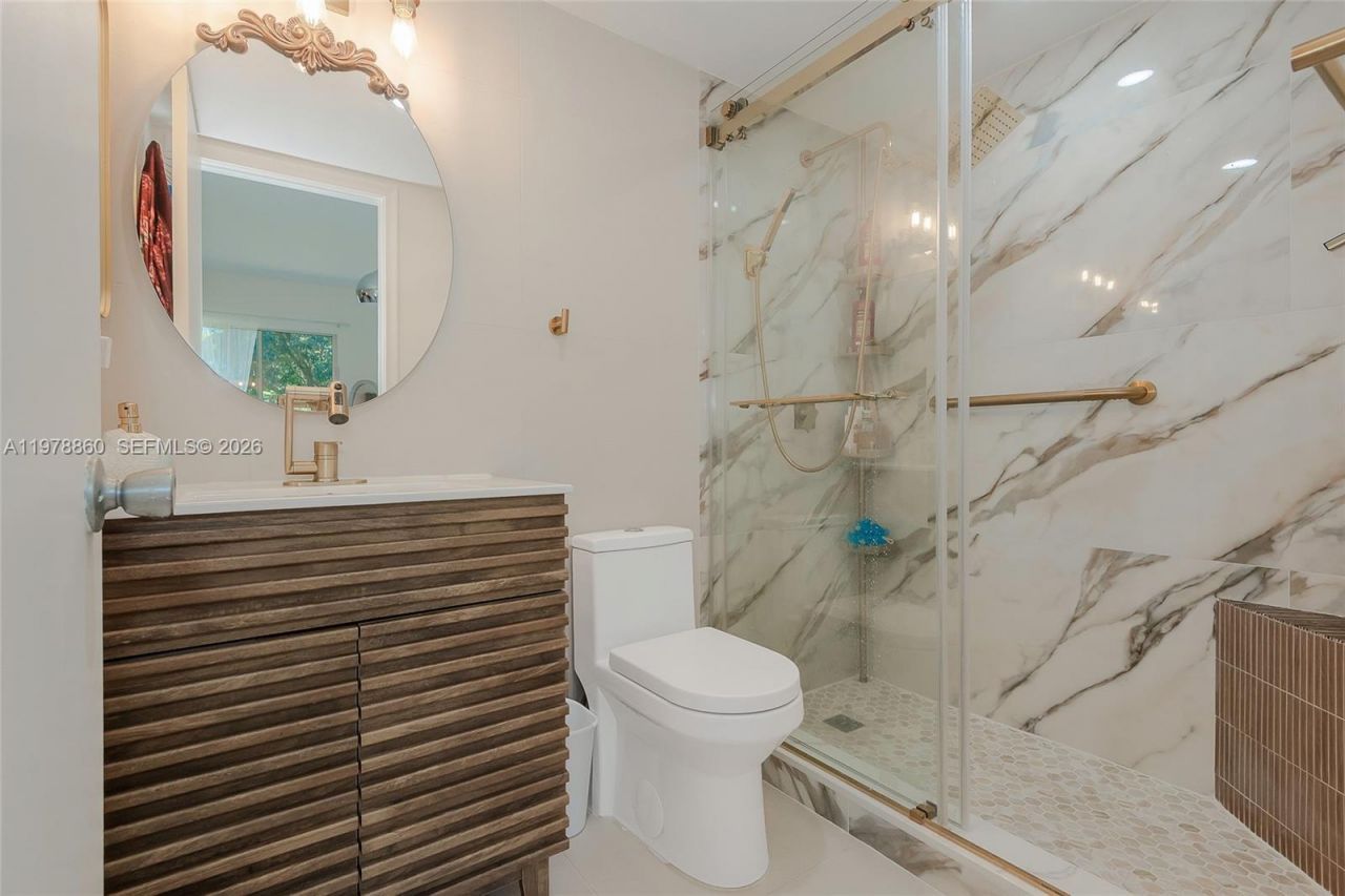 300 SW 134th Way , Unit 212E, Pembroke Pines, FL 33027 Photo