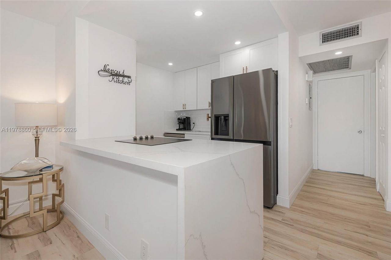 300 SW 134th Way , Unit 212E, Pembroke Pines, FL 33027 Photo