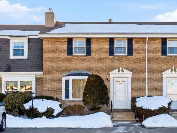 186 Fieldstone Drive, Unit 186, Londonderry, NH 03053