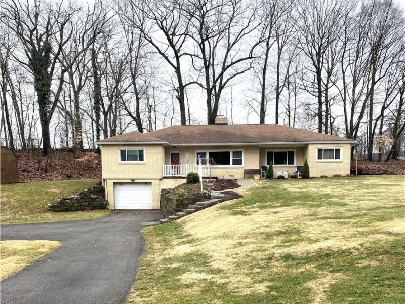 575 East Street , East Palestine, OH 44413 Photo 1