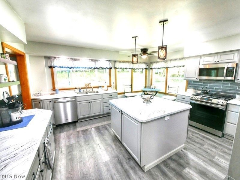 575 East Street , East Palestine, OH 44413 Photo 15