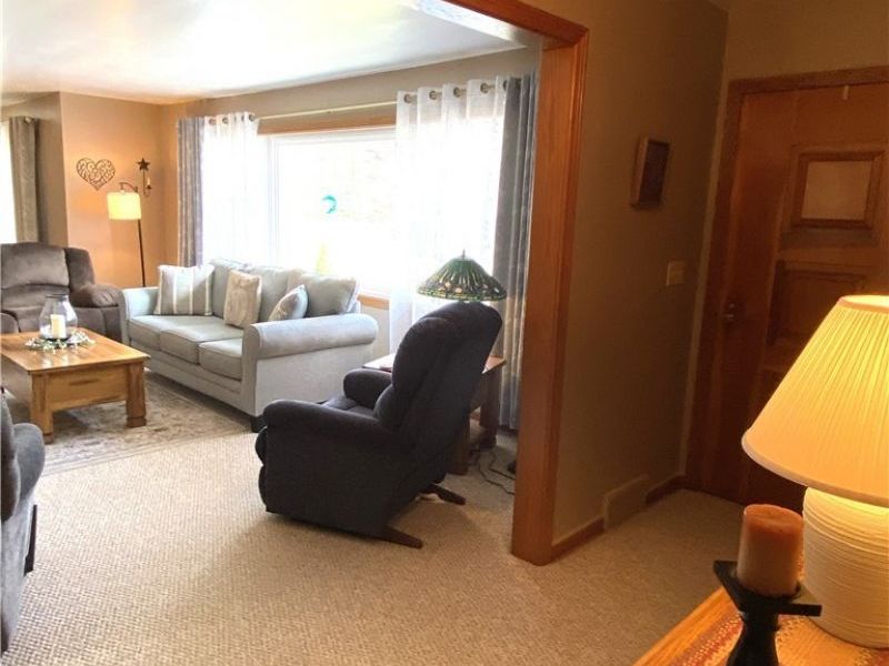 575 East Street , East Palestine, OH 44413 Photo 3