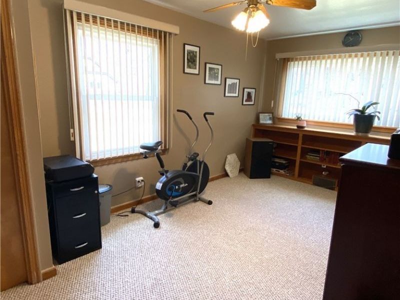 575 East Street , East Palestine, OH 44413 Photo 32