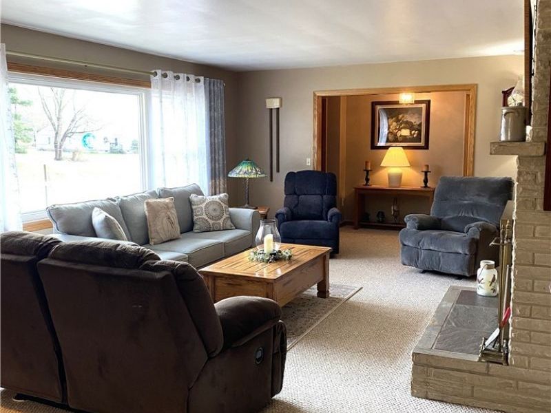 575 East Street , East Palestine, OH 44413 Photo 7