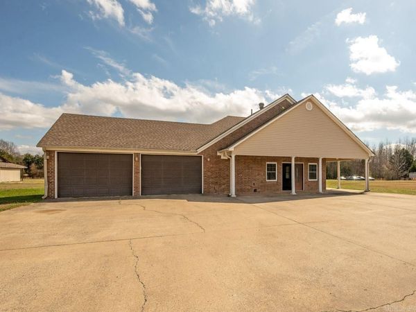 3 Conrad Cove, Conway, AR 72032