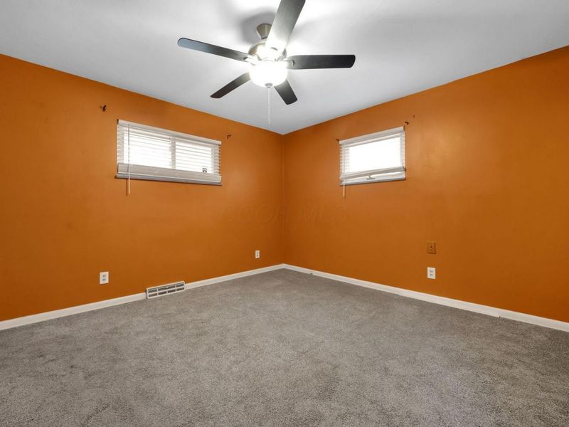 1370 Erickson Road , Columbus, OH 43227 Photo 14