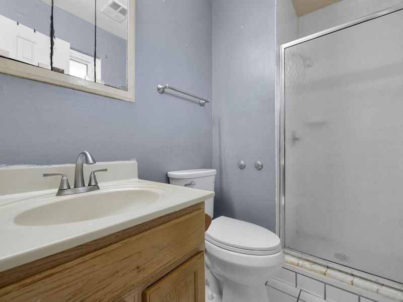 1370 Erickson Road , Columbus, OH 43227 Photo 16