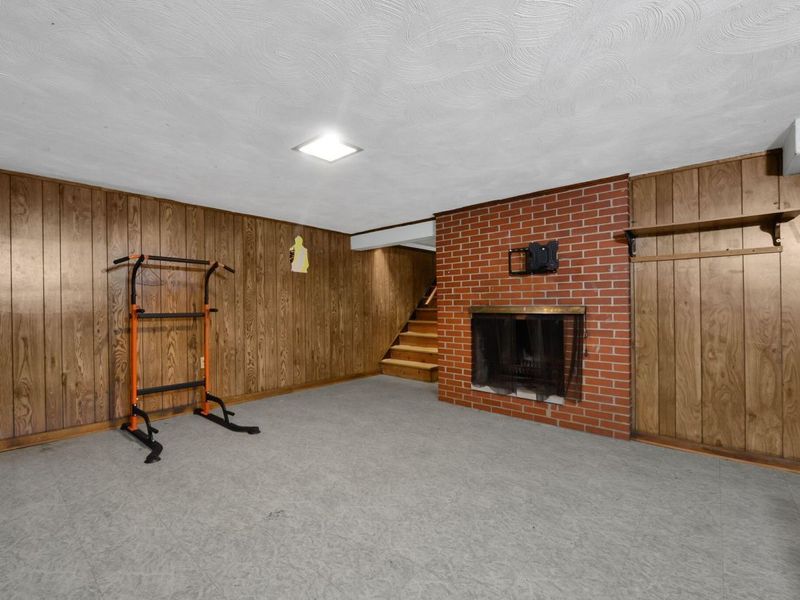 1370 Erickson Road , Columbus, OH 43227 Photo 20