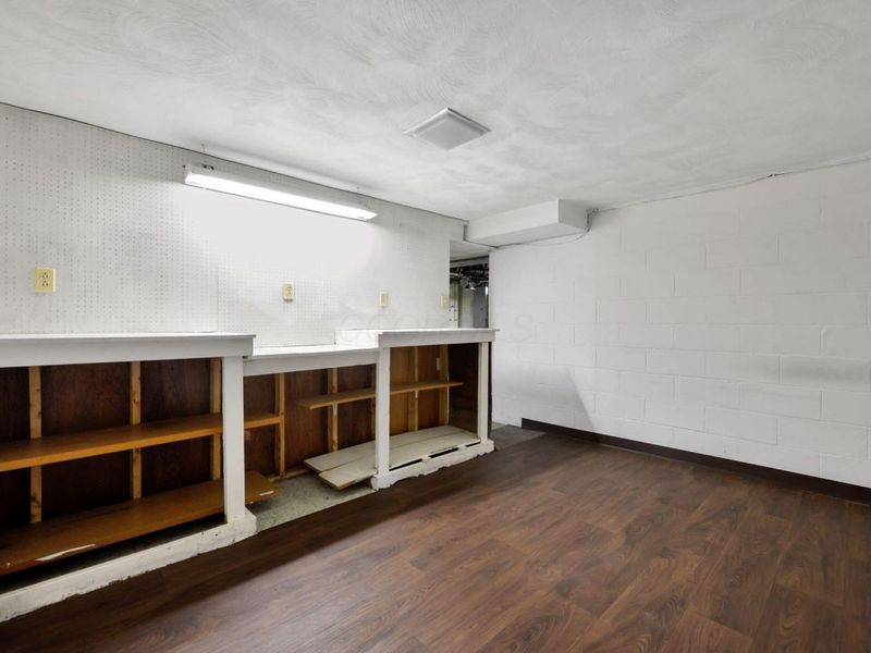 1370 Erickson Road , Columbus, OH 43227 Photo 22