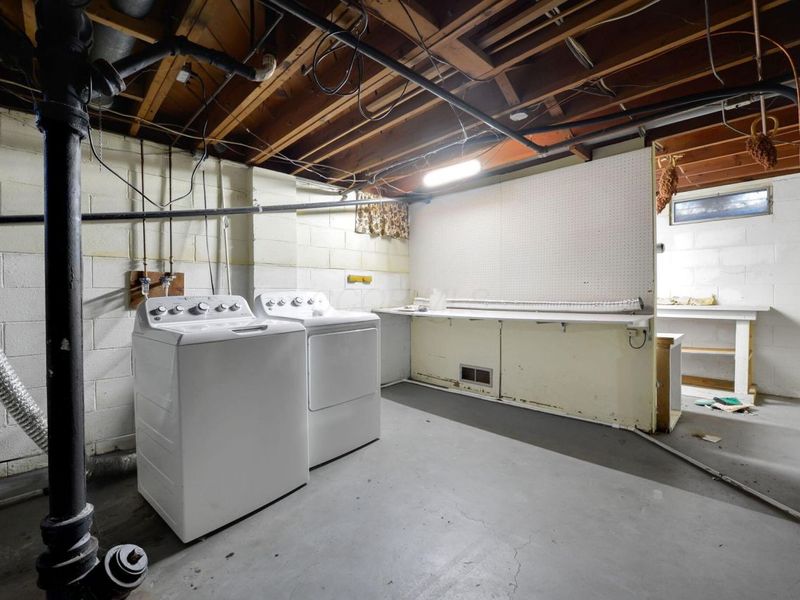 1370 Erickson Road , Columbus, OH 43227 Photo 23