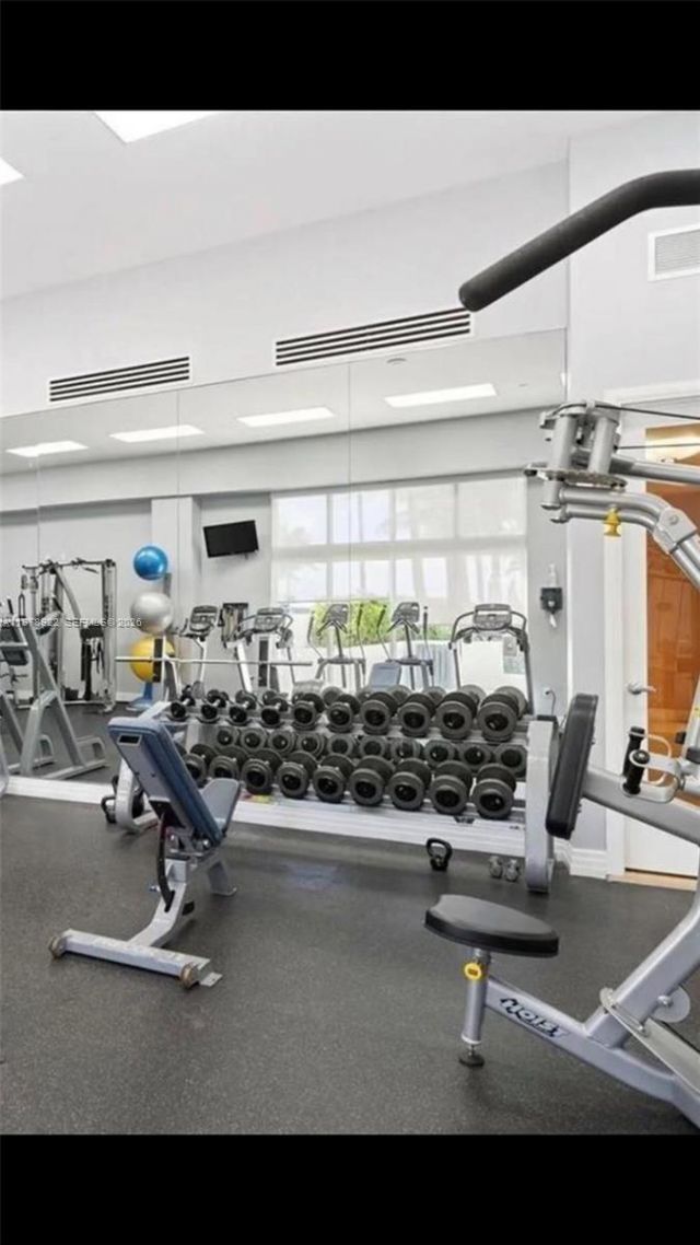 6917 Collins Ave, Unit 622, Miami Beach, FL 33141 Photo