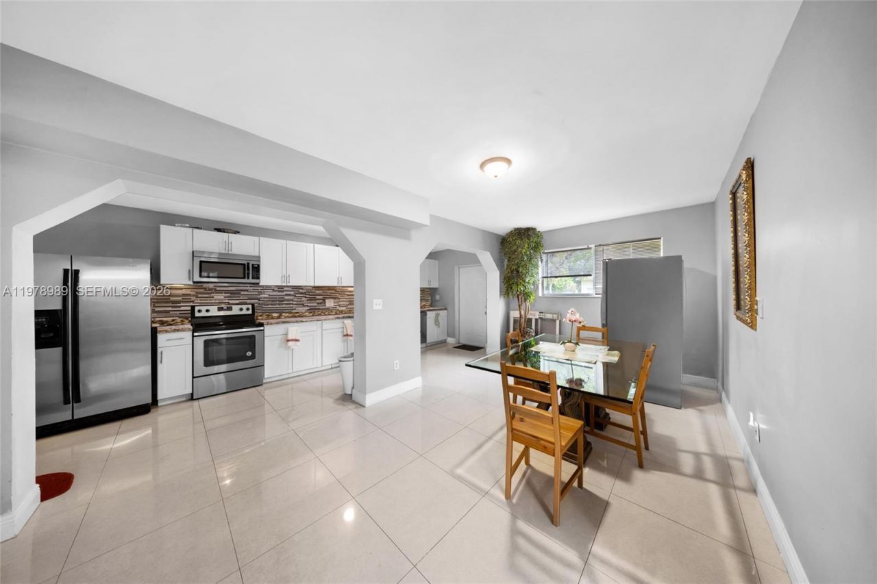 12090 NW 12th Ave , North Miami, FL 33168 Photo