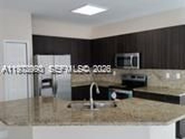 8546 SW 165th Pl, Miami, FL 33193