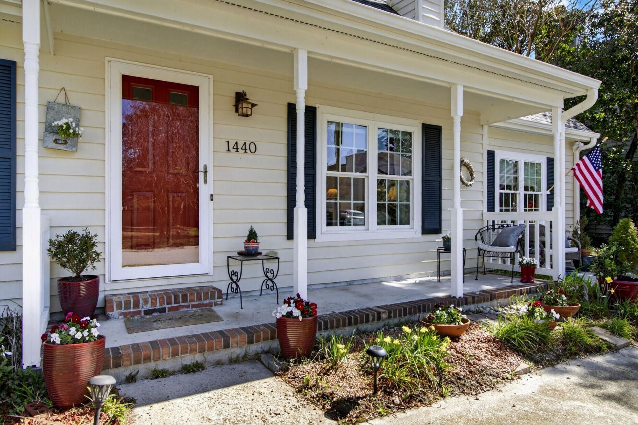 1440 Oak Landing Road Photo 5