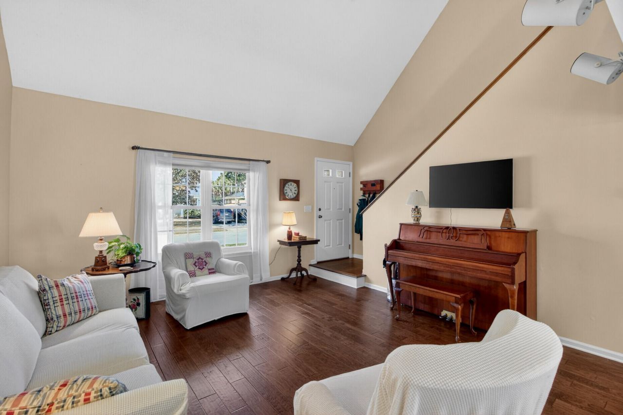 1440 Oak Landing Road Photo 7