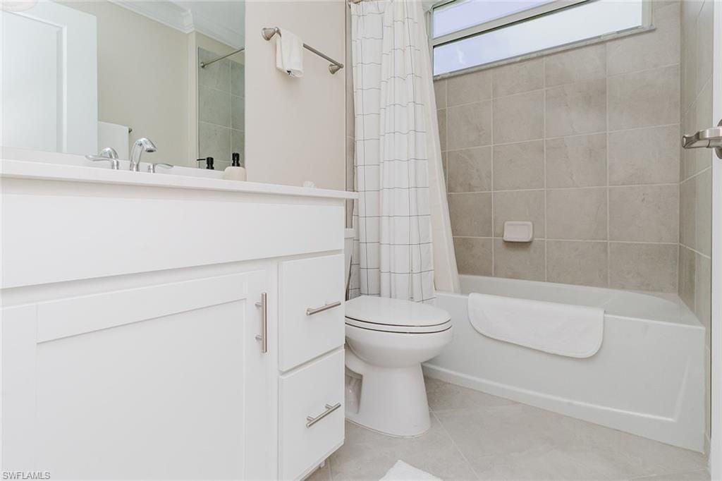 5467 Double Eagle Cir, Unit 3211, Ave Maria, FL 34142 Photo