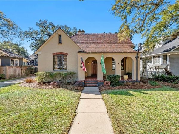 1657 Dauphin Street, Mobile, AL 36604