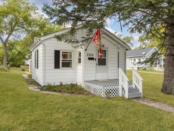 3224 Gilboa Avenue , Zion, IL 60099