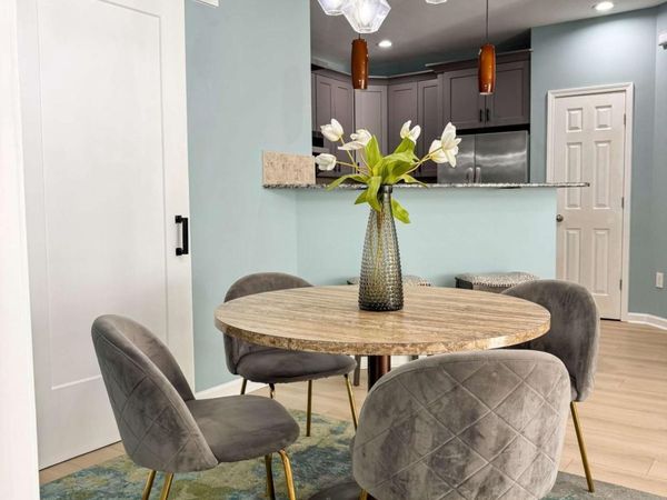 8001 Woodland Lane, Alpharetta, GA 30009