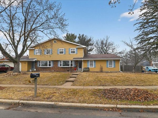 5218 Shorecrest Drive, Middleton, WI 53562