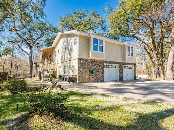 498 SW Manatee Ter, Ft. White, FL 32038