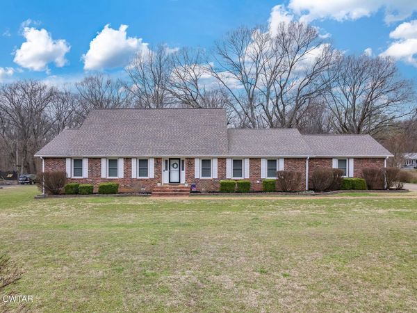 359 Old Bells Road , Jackson, TN 38305