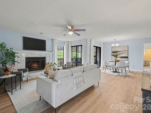 5866 Harris Grove Lane, Charlotte, NC 28212